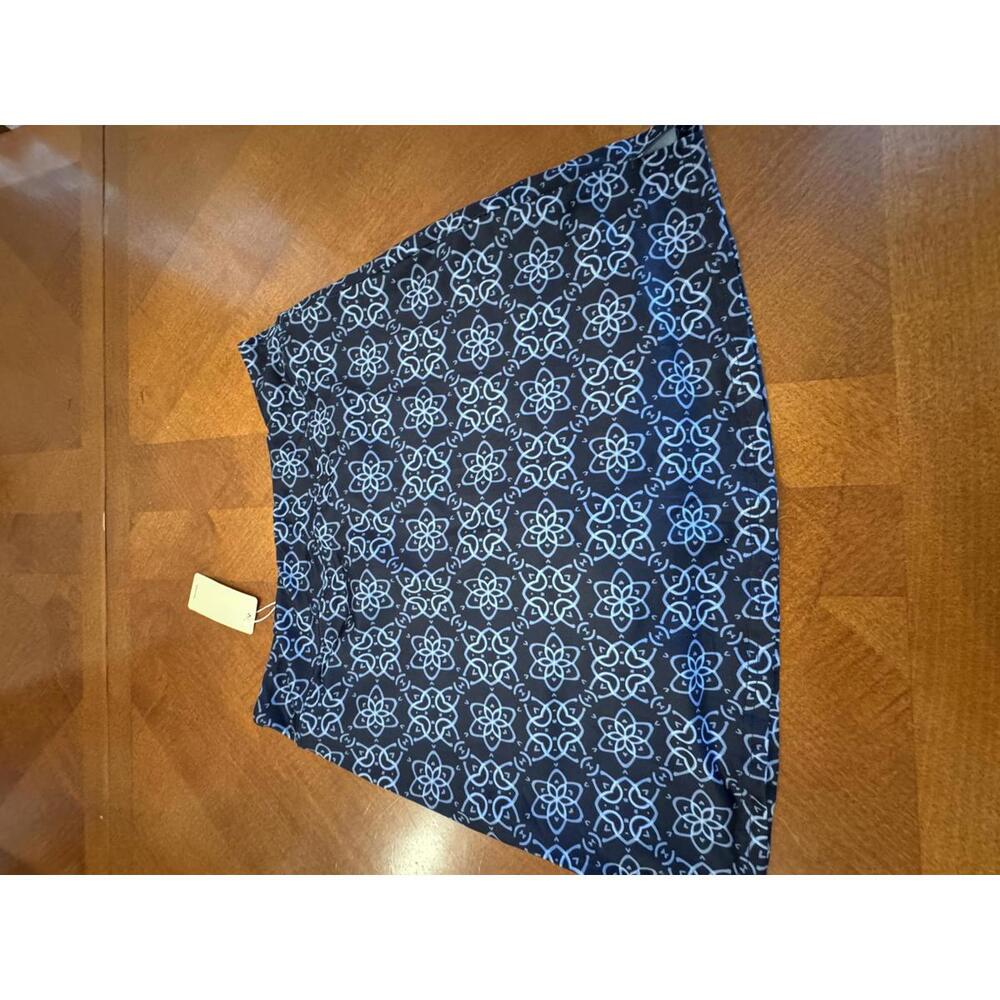 Navy and White Floral Patterned Women's Skirt - Picture 6 of 6